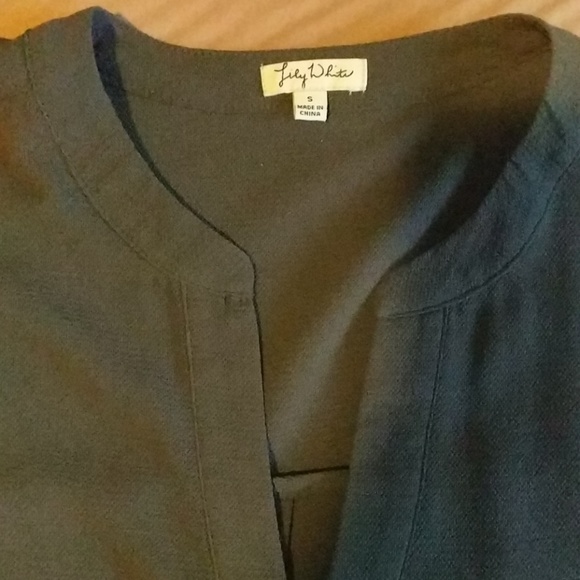 Dress blouse - Picture 2 of 2